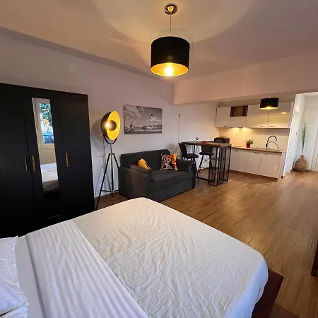 Blue View Apartment *